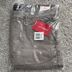 Lucky Brand 410 Athletic Sateen Stretch Jeans